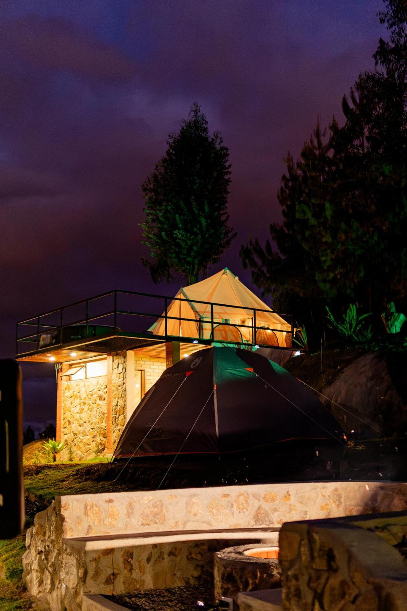 Killary Lodge & Glamping Cachanlo de Sidcay Exterior photo